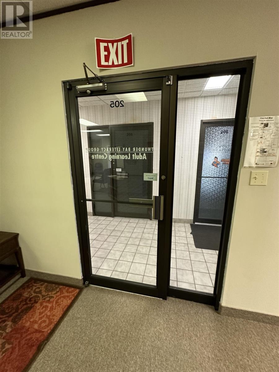 106 Cumberland St, Thunder Bay, Ontario  P7A 4M2 - Photo 8 - TB253276