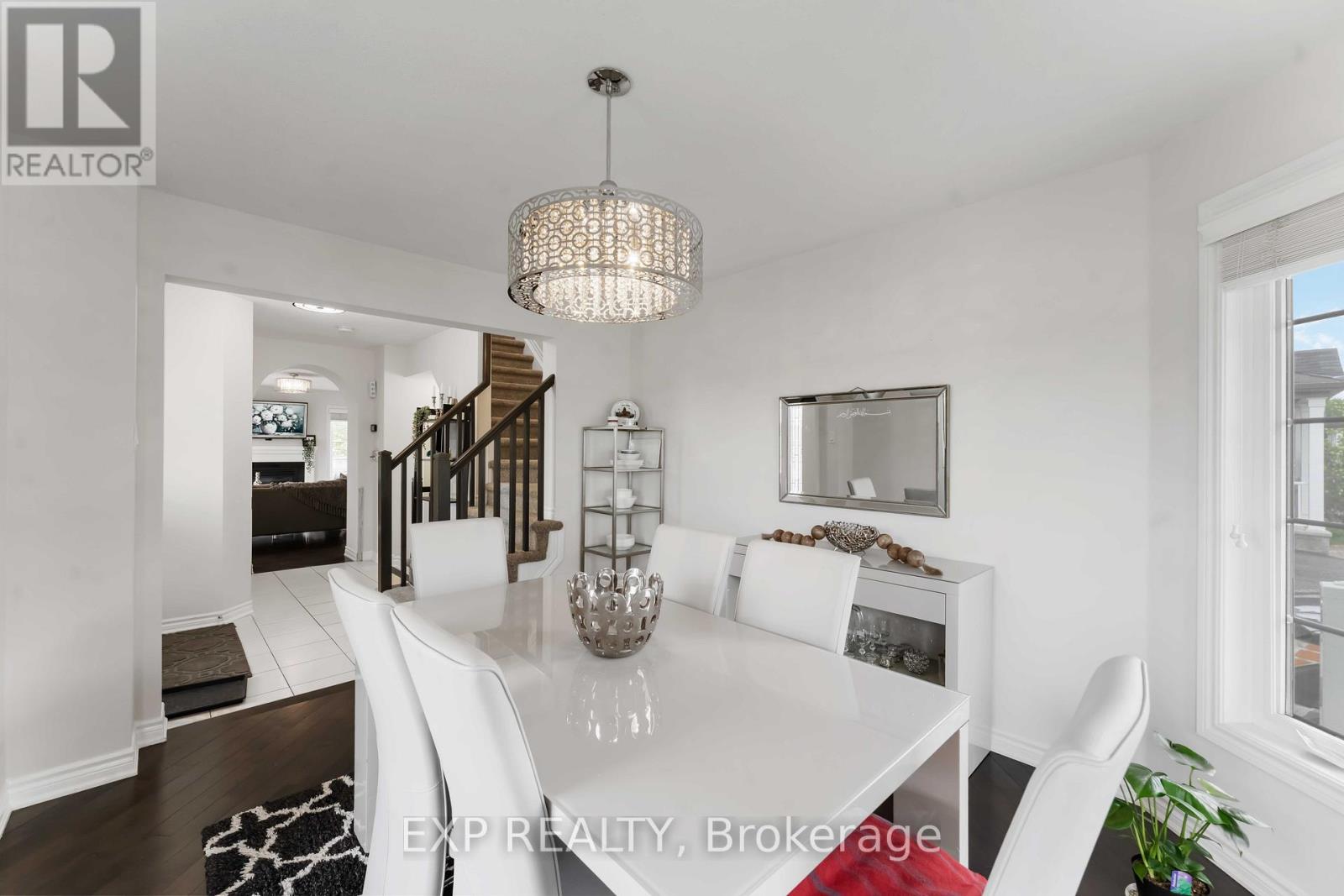 226 Par-La-Ville Circle, Ottawa, Ontario  K2S 0T6 - Photo 13 - X12505490