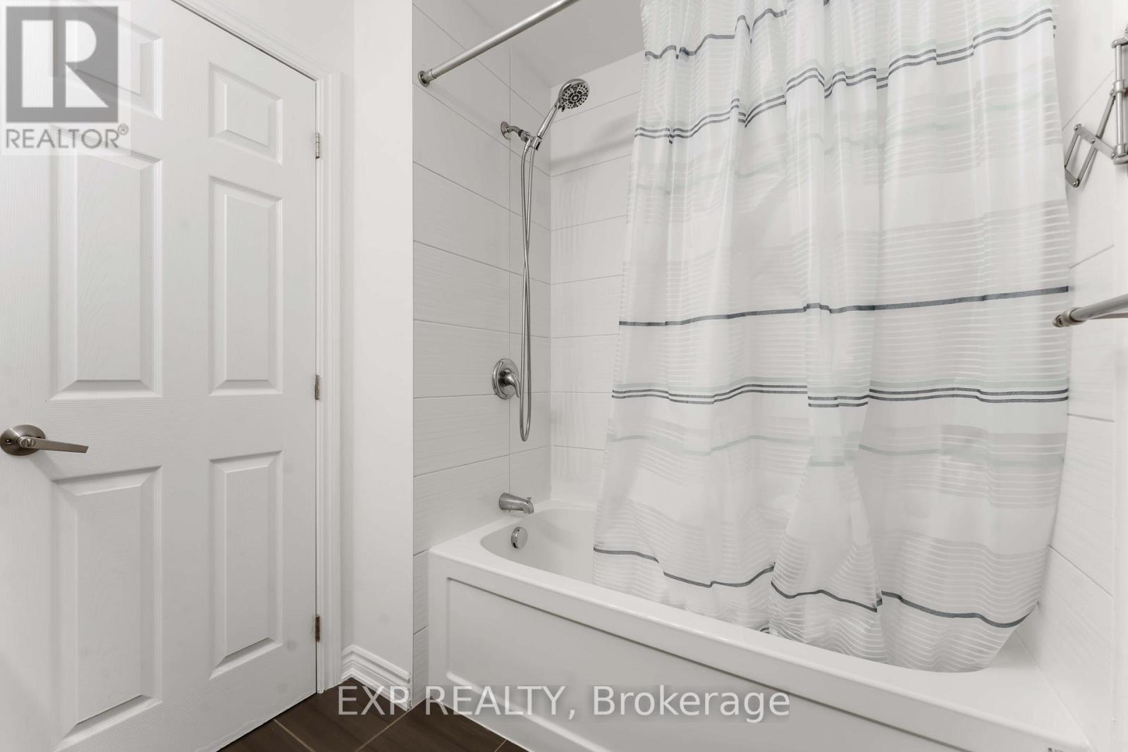 226 Par-La-Ville Circle, Ottawa, Ontario  K2S 0T6 - Photo 31 - X12505490