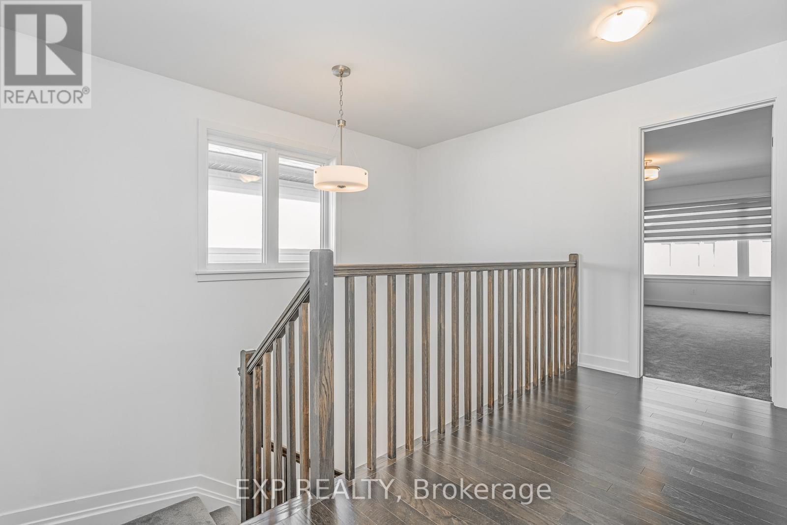 92 Big Dipper Street, Ottawa, Ontario  K4M 0L9 - Photo 14 - X12505542