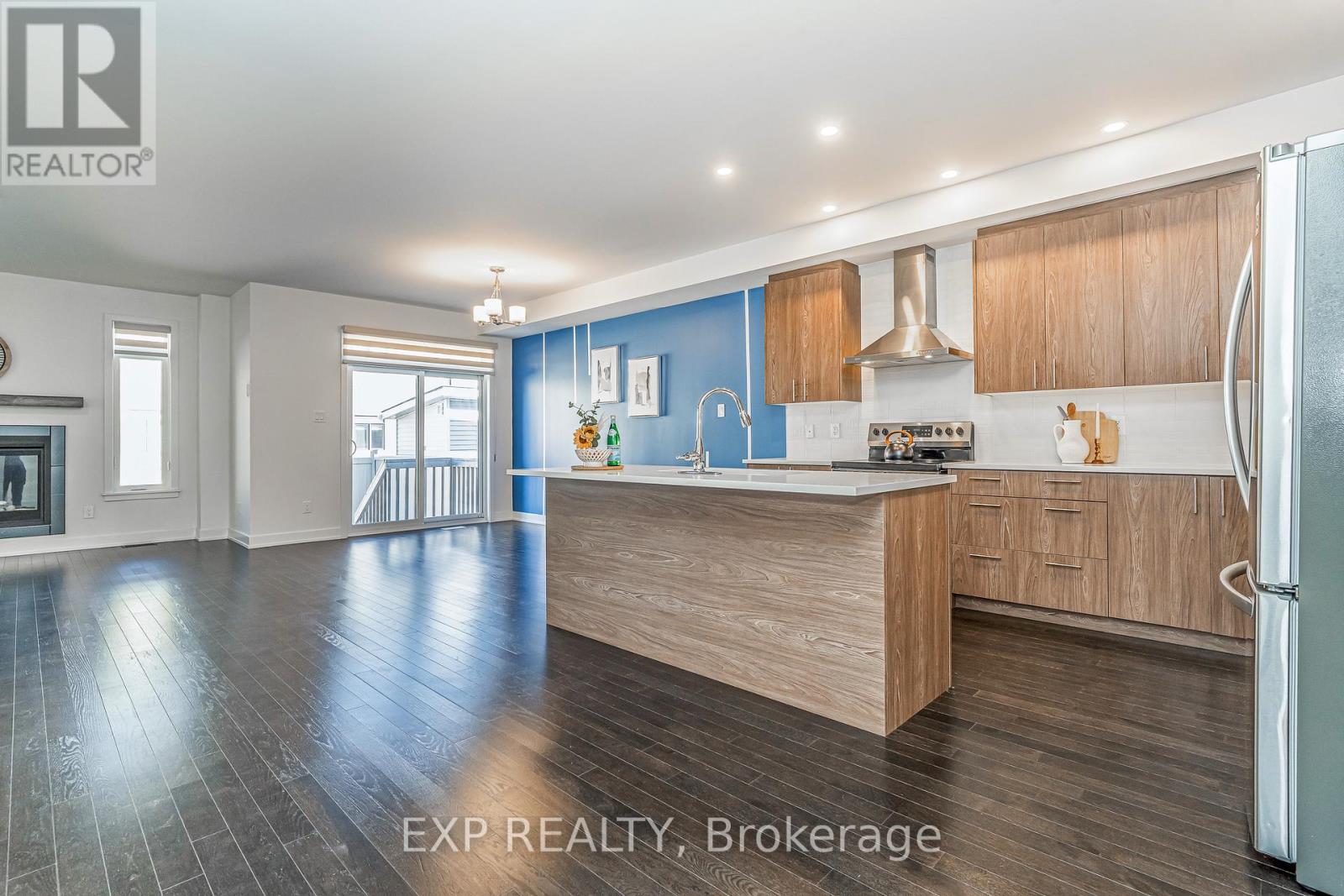 92 Big Dipper Street, Ottawa, Ontario  K4M 0L9 - Photo 6 - X12505542