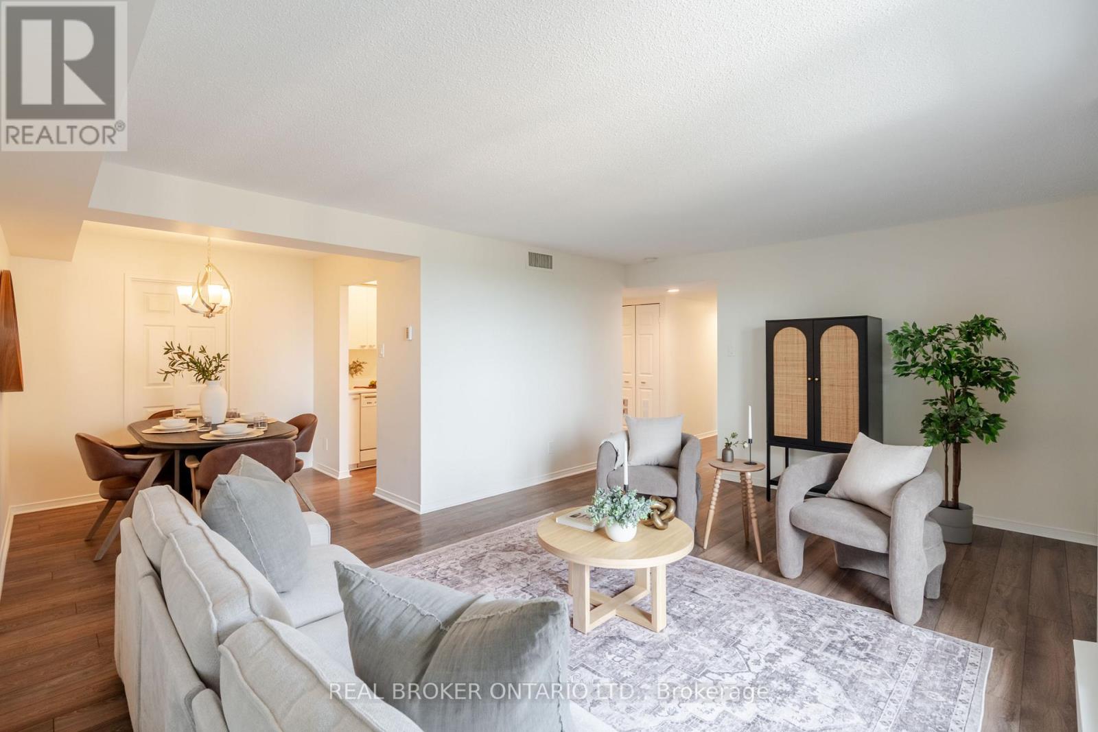 906 - 199 Kent Street, Ottawa, Ontario  K2P 2K8 - Photo 12 - X12505550