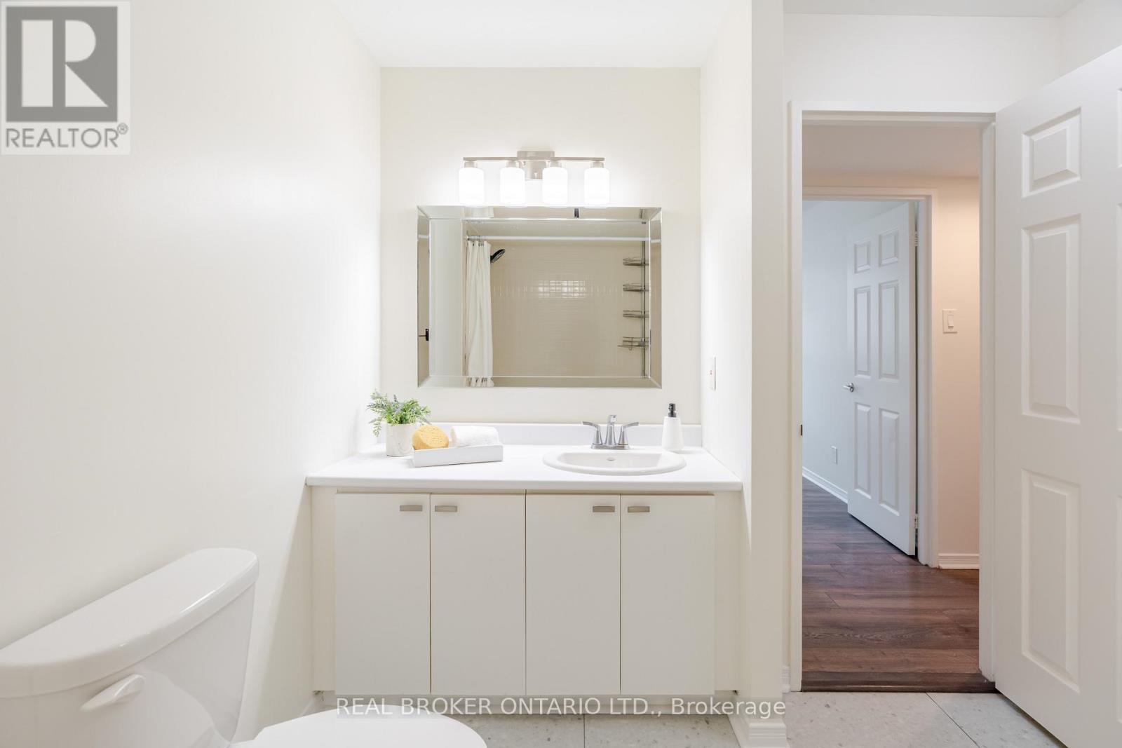 906 - 199 Kent Street, Ottawa, Ontario  K2P 2K8 - Photo 20 - X12505550