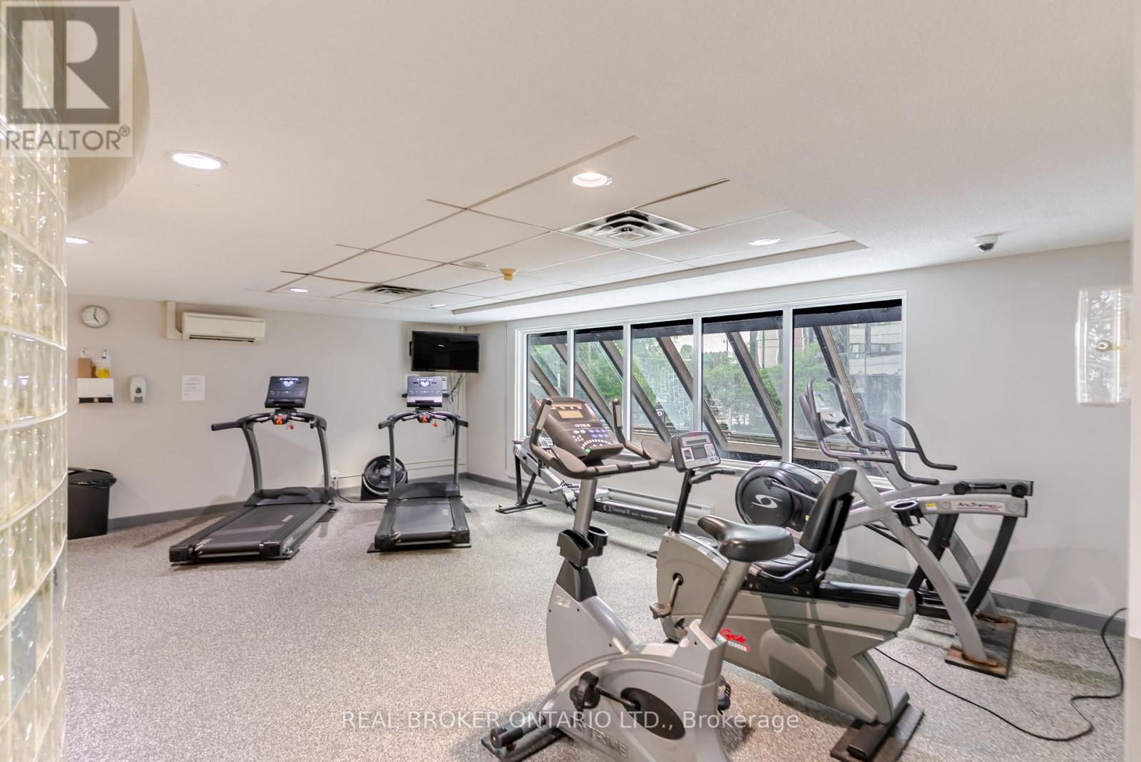 906 - 199 Kent Street, Ottawa, Ontario  K2P 2K8 - Photo 27 - X12505550