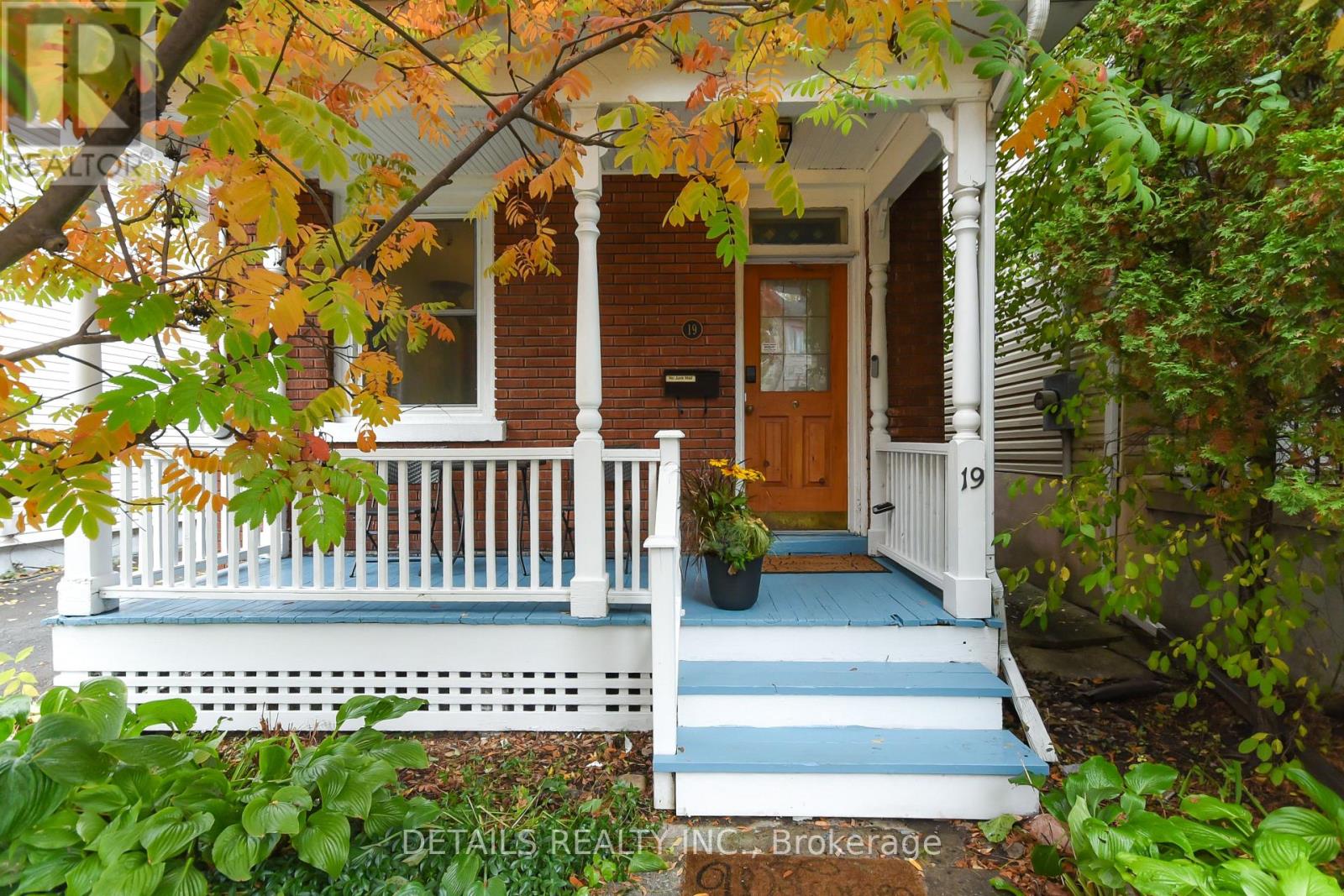 19 GOULD STREET, Ottawa, Ontario