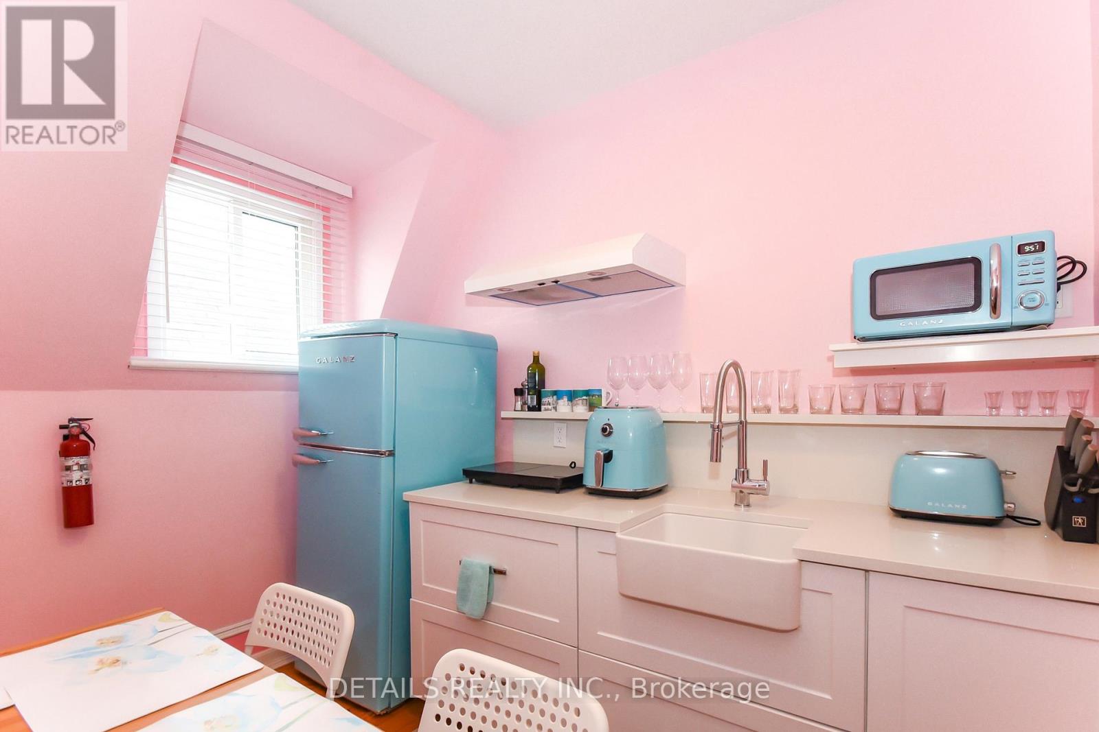 19 Gould Street, Ottawa, Ontario  K1Y 2P1 - Photo 22 - X12505554