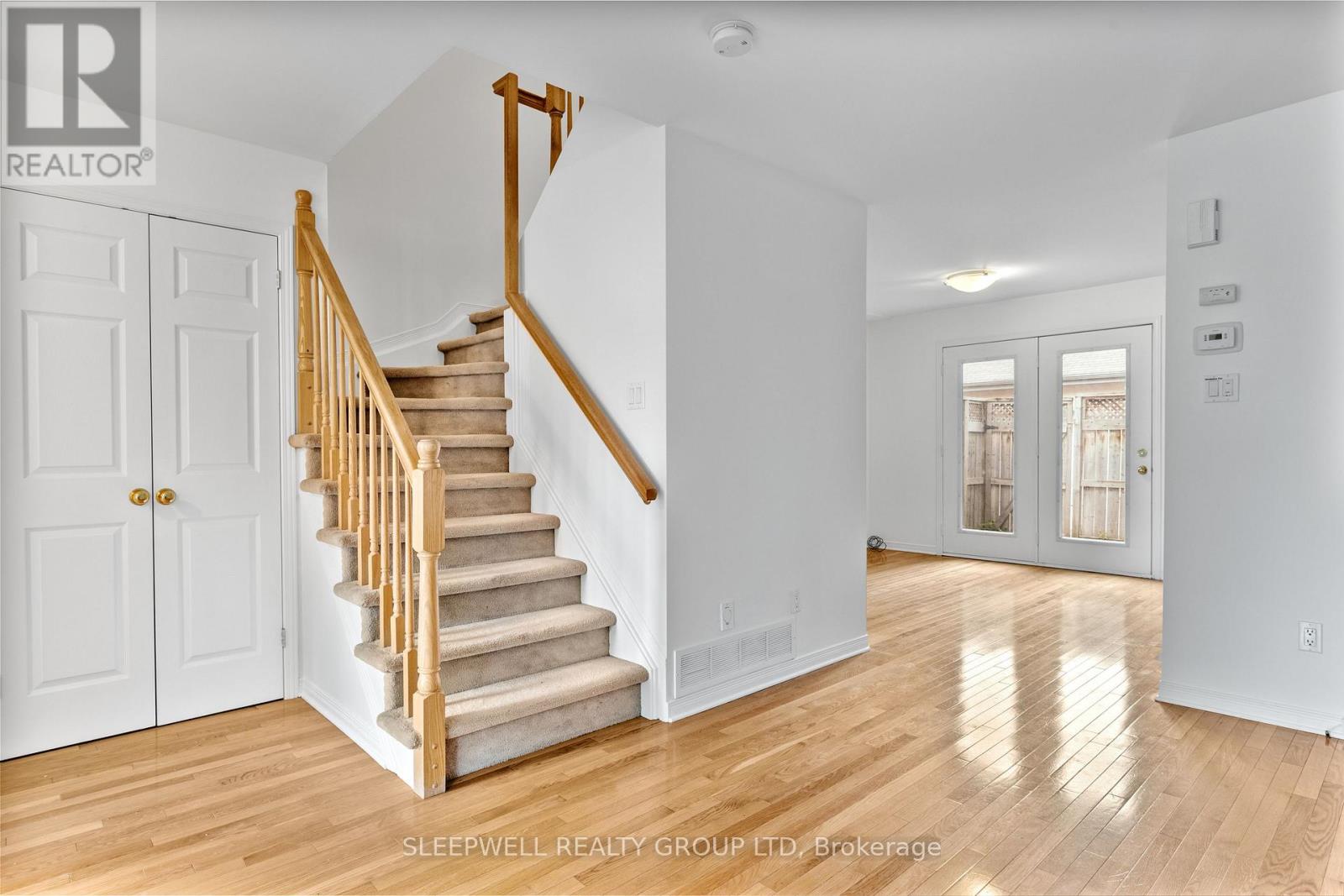 209 Hopewell Avenue, Ottawa, Ontario  K1S 5R9 - Photo 11 - X12505566