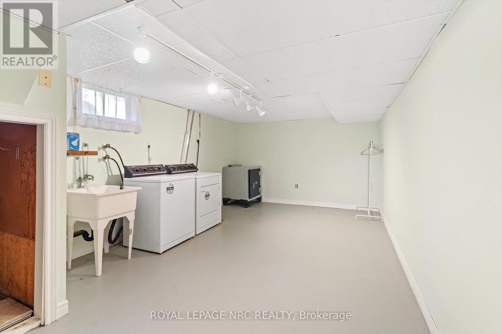 270 St. Paul Street W, St. Catharines, Ontario  L2S 2E7 - Photo 25 - X12505510