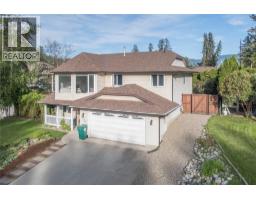 2250 Linea Crescent Lot# 10, lumby, British Columbia