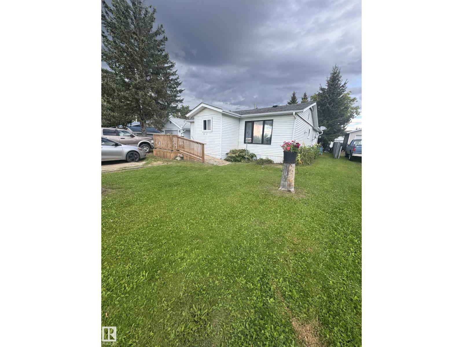 4531 47 St, Rural Lac Ste. Anne County, Alberta  T0E 0A0 - Photo 3 - E4450635