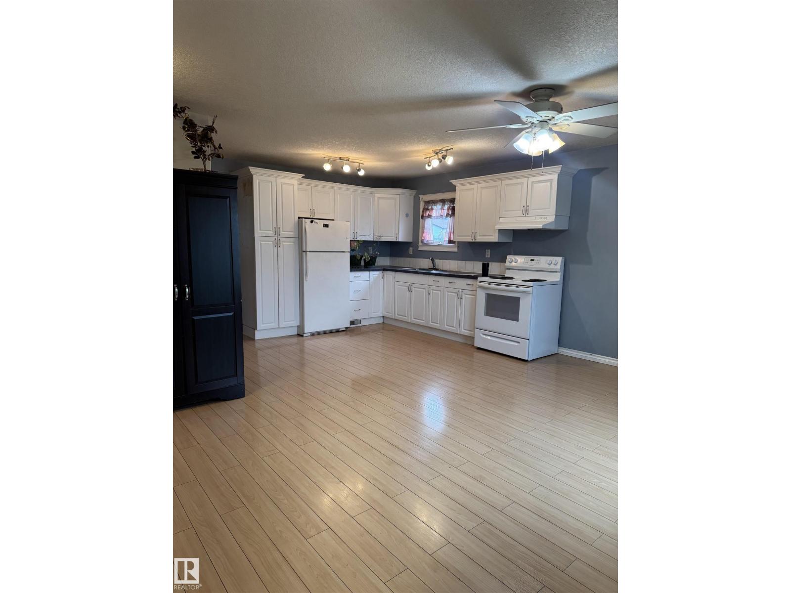 4531 47 St, Rural Lac Ste. Anne County, Alberta  T0E 0A0 - Photo 15 - E4450635