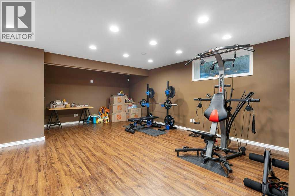 119 Valley Stream Circle Nw, Calgary, Alberta  T3B 5W2 - Photo 34 - A2259449