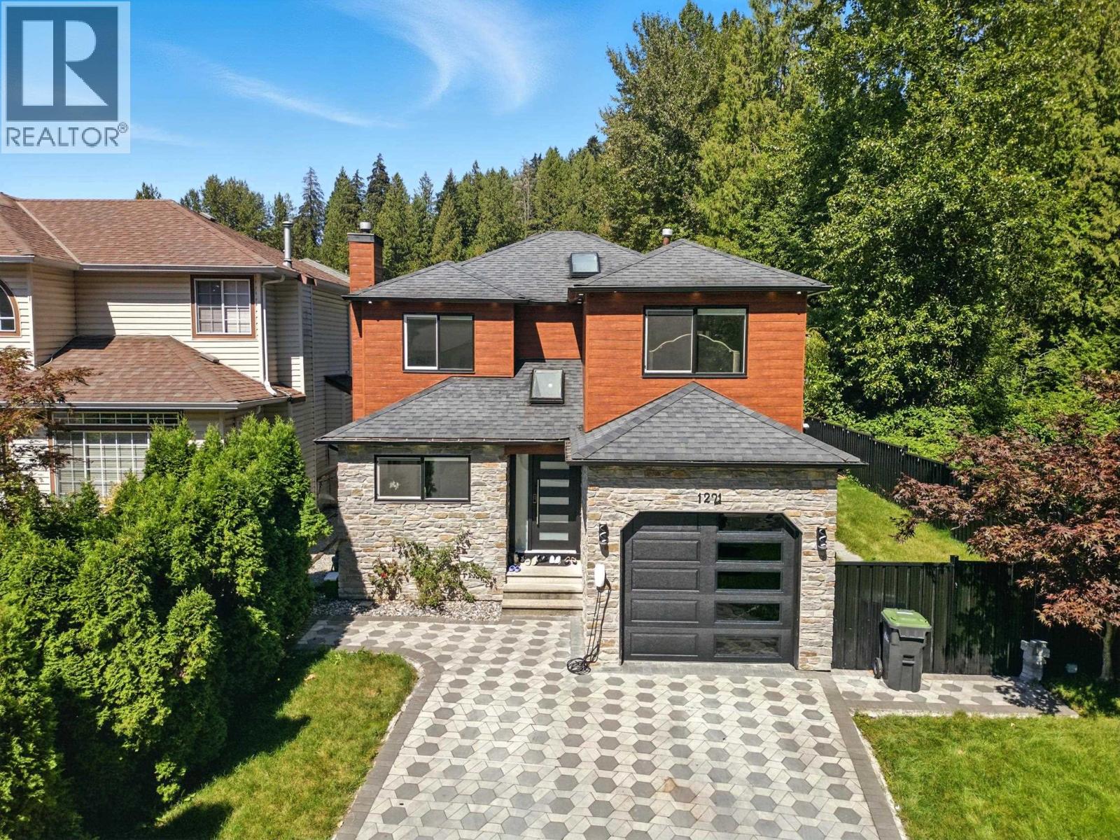 1221 HALIFAX AVENUE, Port Coquitlam, British Columbia