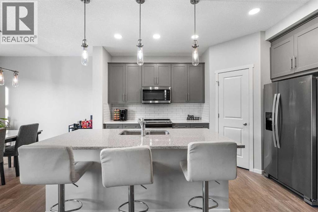 96 Belmont Terrace Sw, Calgary, Alberta  T2X 4H5 - Photo 5 - A2268278