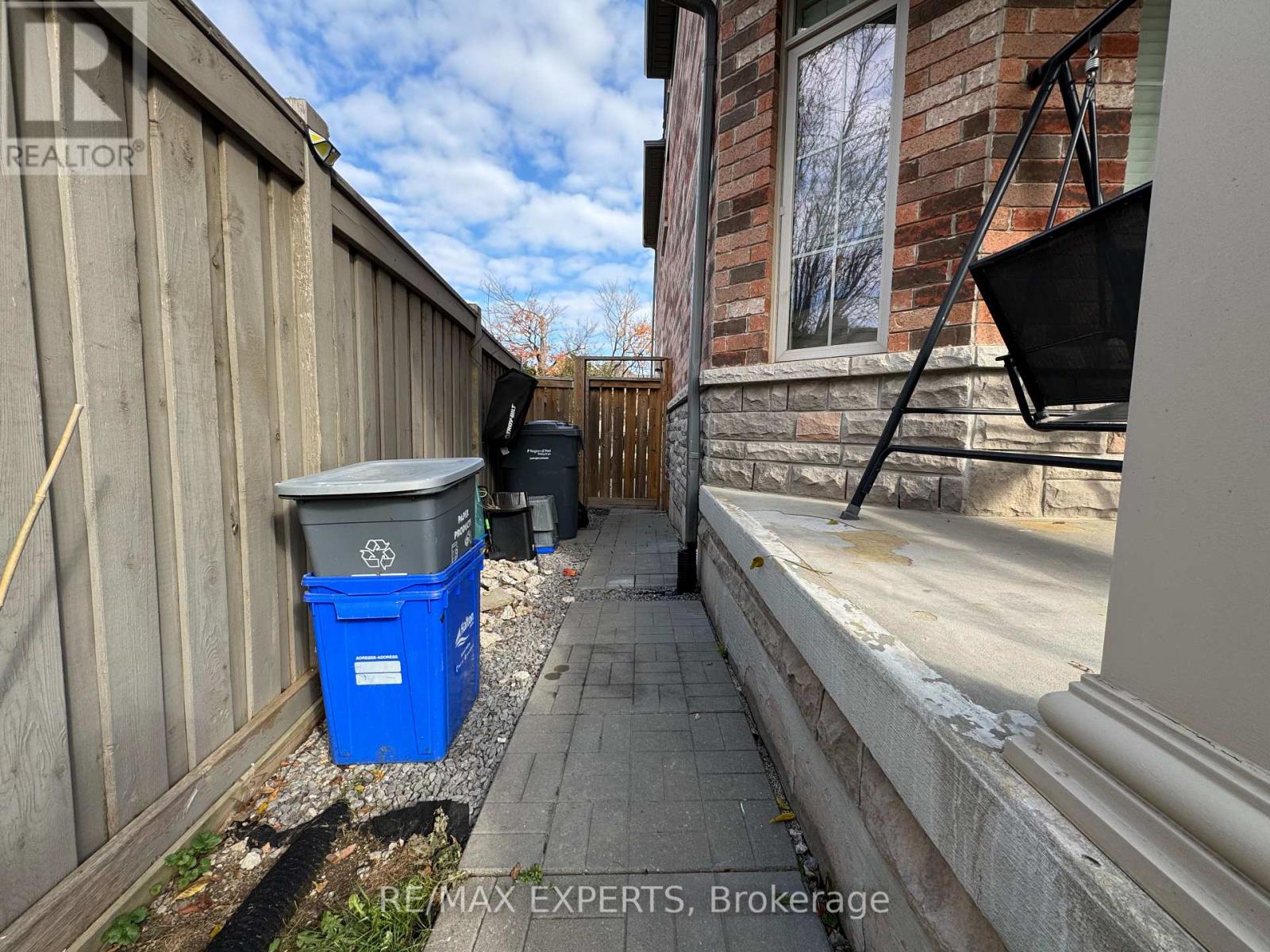 Bsmt - 11 Jewelville Street, Brampton, Ontario  L6X 2Y7 - Photo 4 - W12505310