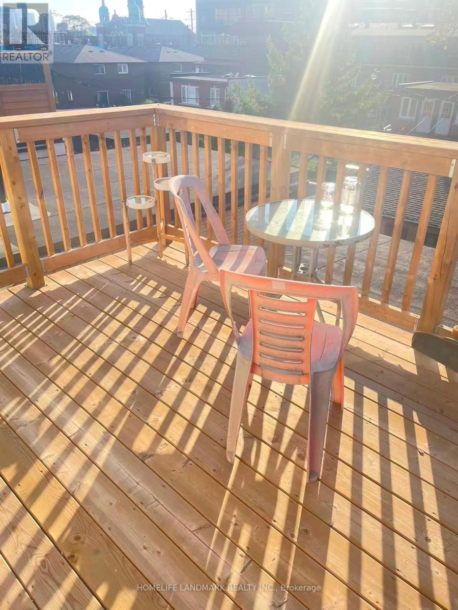 2nd&3rd - 26 Lippincott Street, Toronto, Ontario  M5S 2P2 - Photo 12 - C12505488