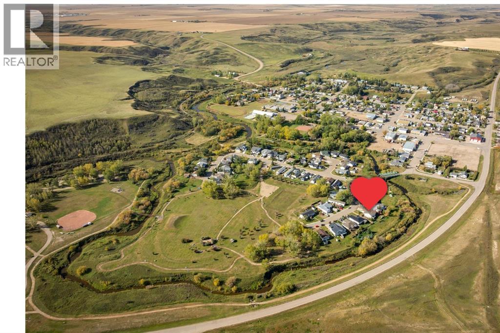 18 Cambridge Drive, Carbon, Alberta  T0M 0L0 - Photo 45 - A2257816