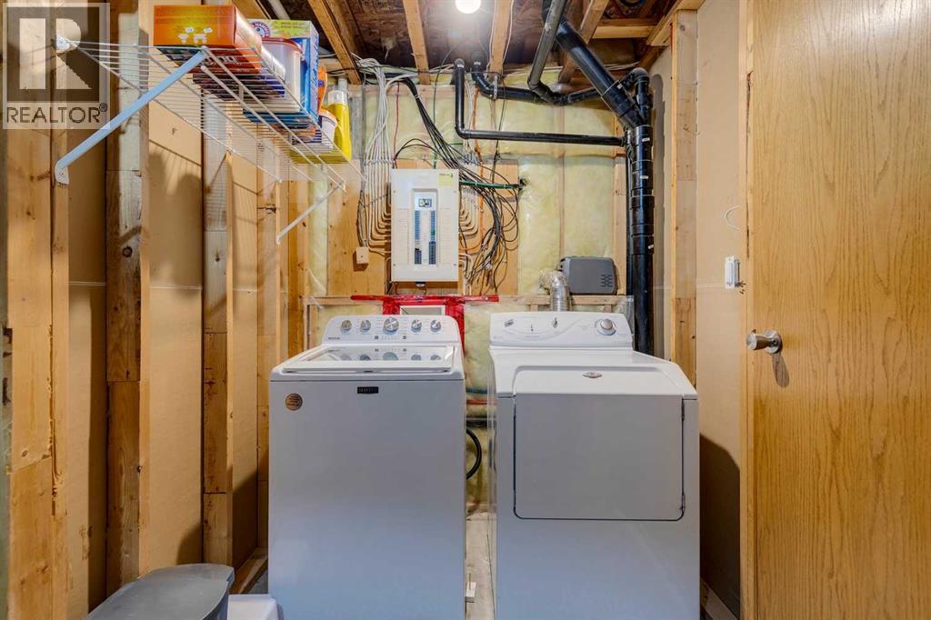 18 Cambridge Drive, Carbon, Alberta  T0M 0L0 - Photo 32 - A2257816