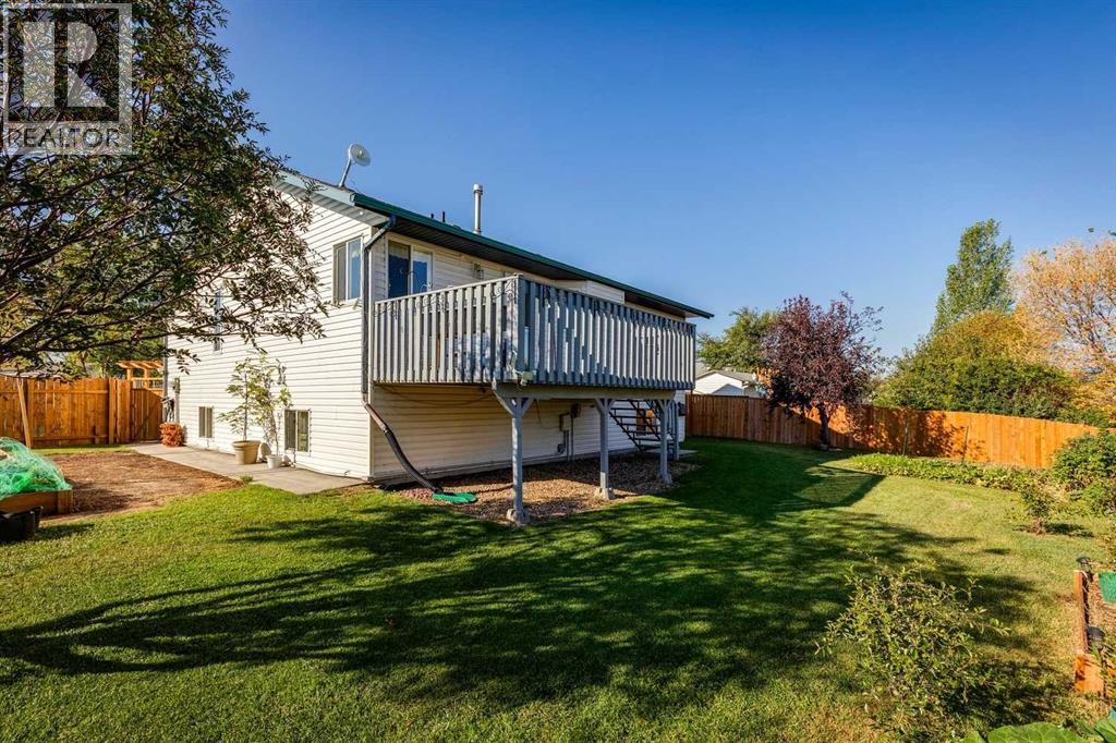 18 Cambridge Drive, Carbon, Alberta  T0M 0L0 - Photo 36 - A2257816