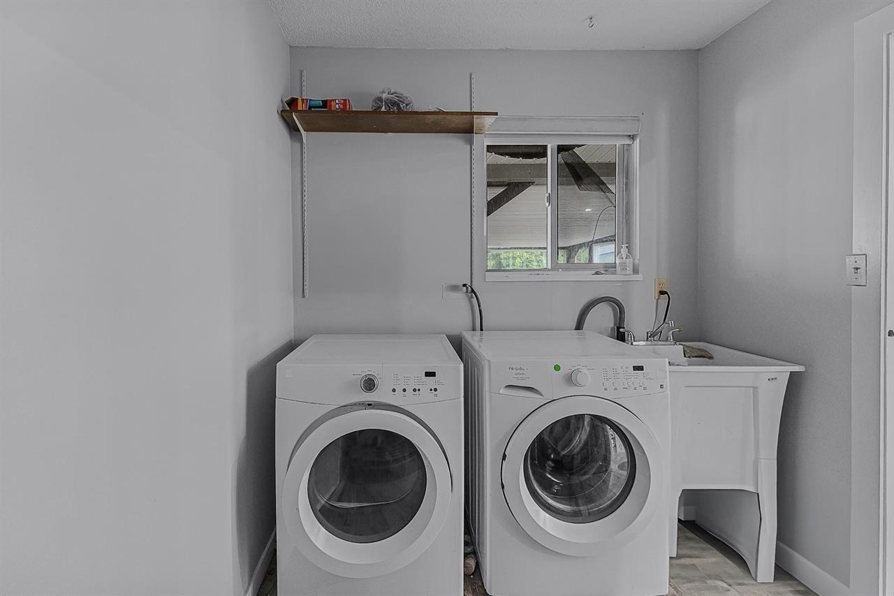 7955 Hurd Street, Mission, British Columbia  V2V 3J7 - Photo 12 - R3063846