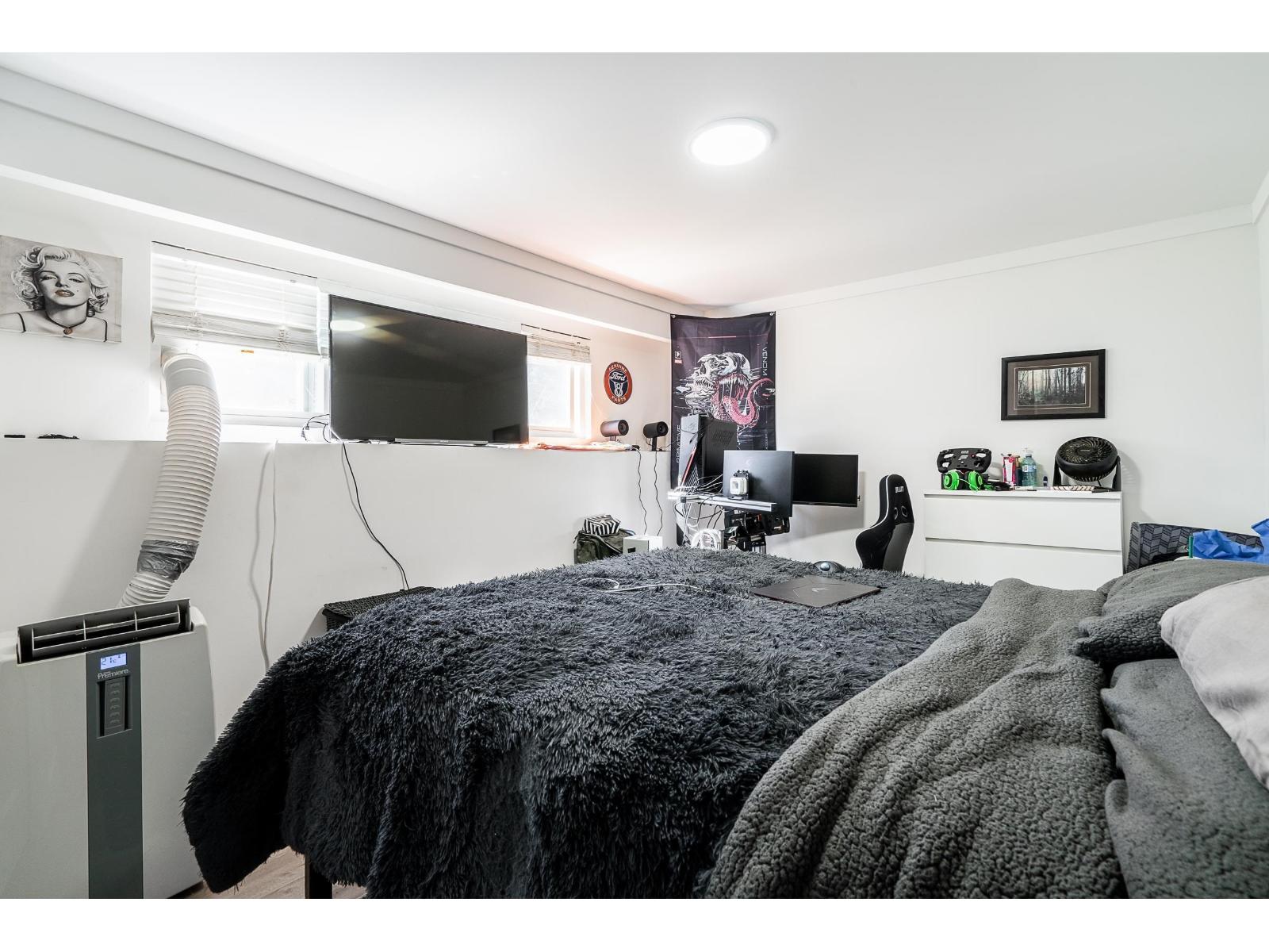 7902 Heron Street, Mission, British Columbia  V2V 6A1 - Photo 16 - R3064291