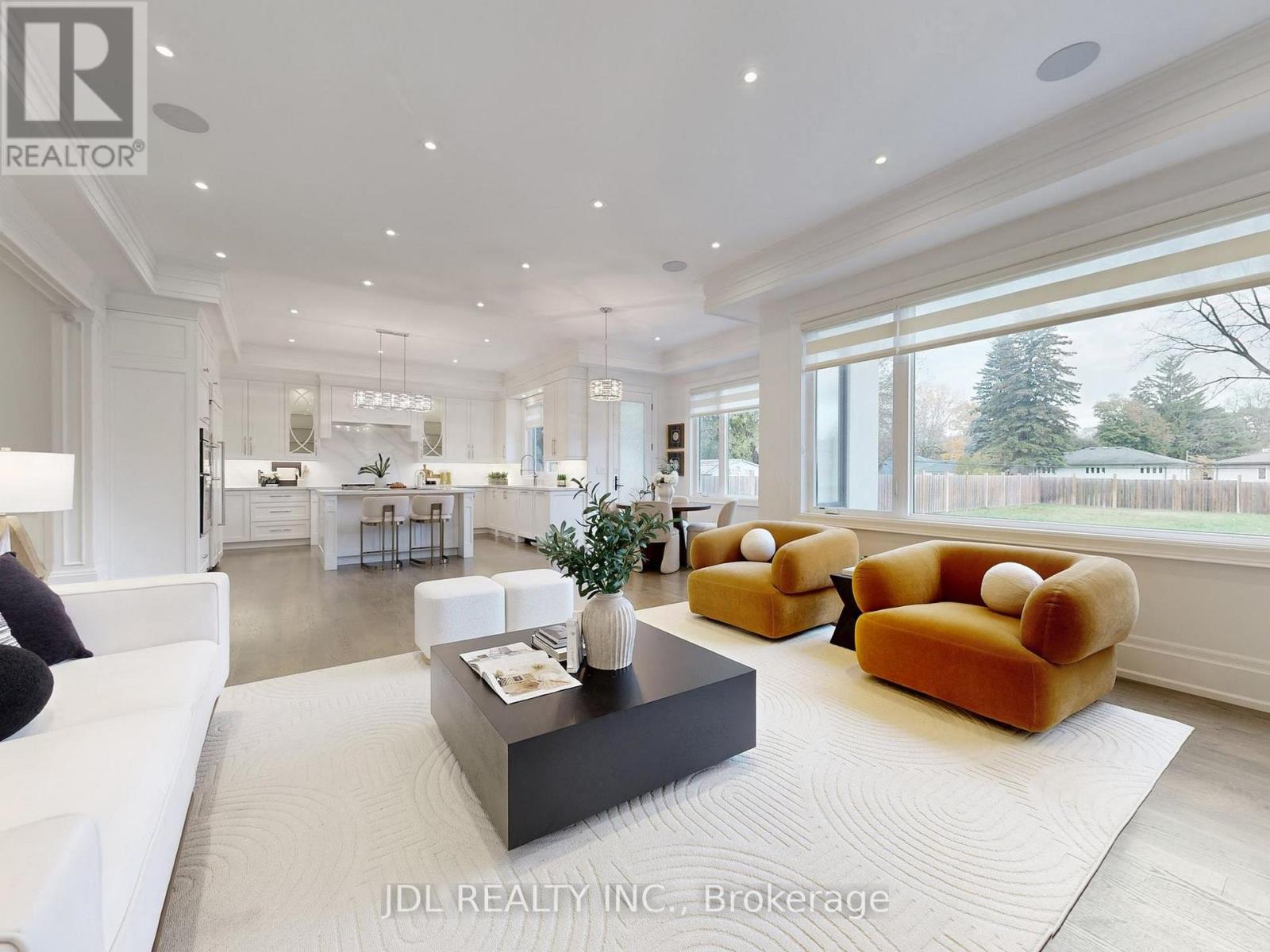 39 Howard Road, Newmarket, Ontario  L3Y 3G6 - Photo 10 - N12505552