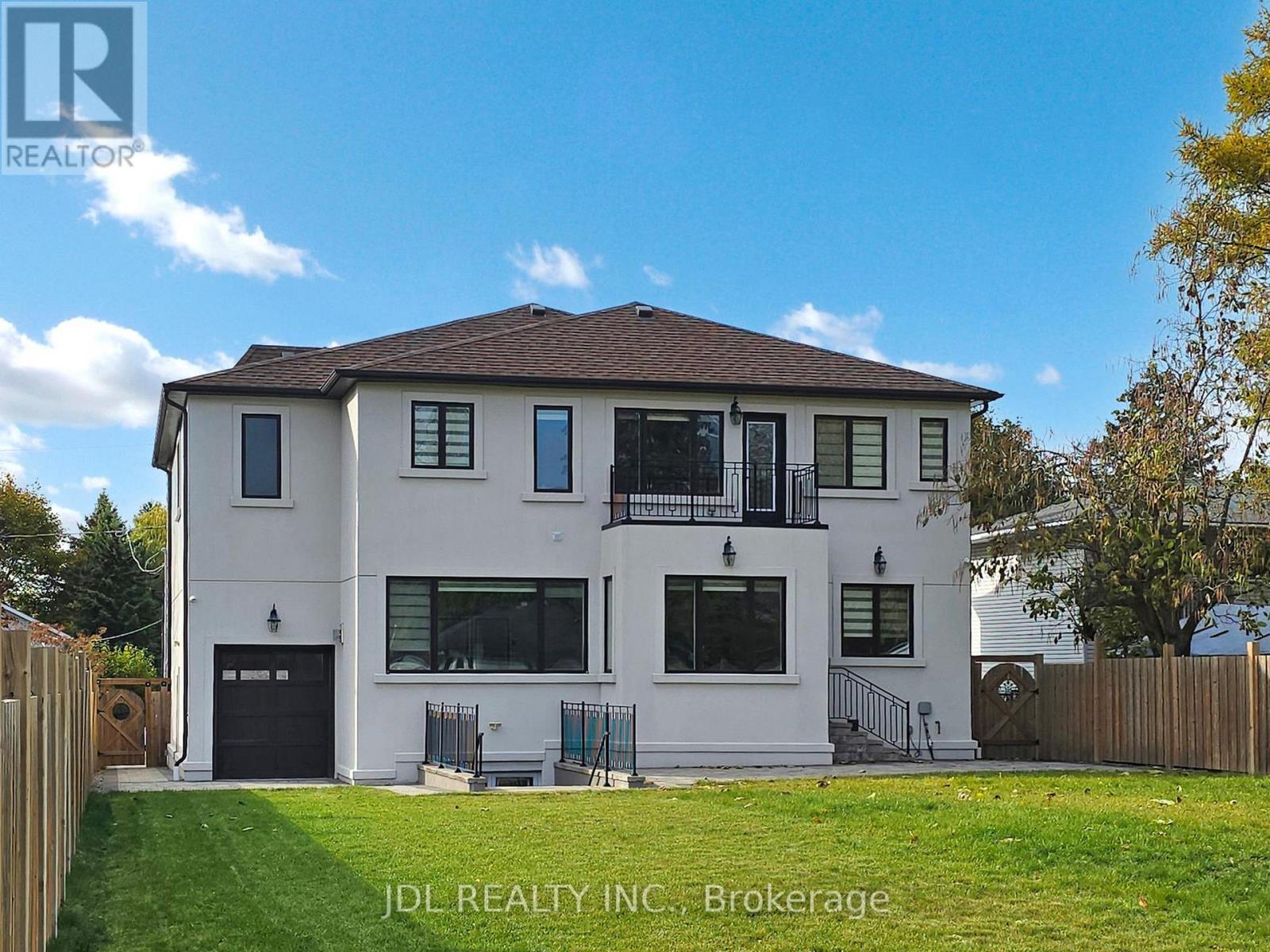 39 Howard Road, Newmarket, Ontario  L3Y 3G6 - Photo 31 - N12505552