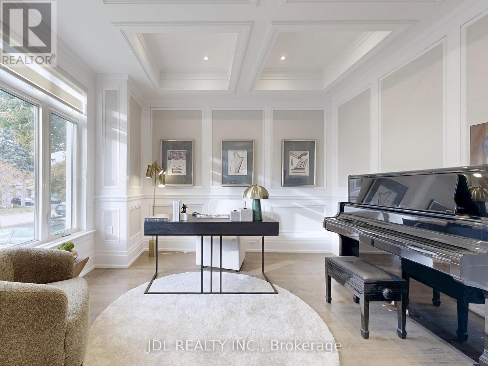 39 Howard Road, Newmarket, Ontario  L3Y 3G6 - Photo 8 - N12505552