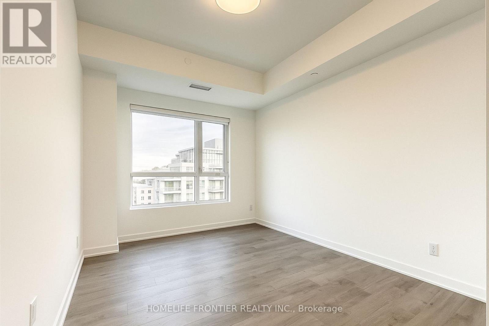 906 - 56 Lakeside Terrace, Barrie (Little Lake), Ontario  L4M 0L4 - Photo 14 - S12505486