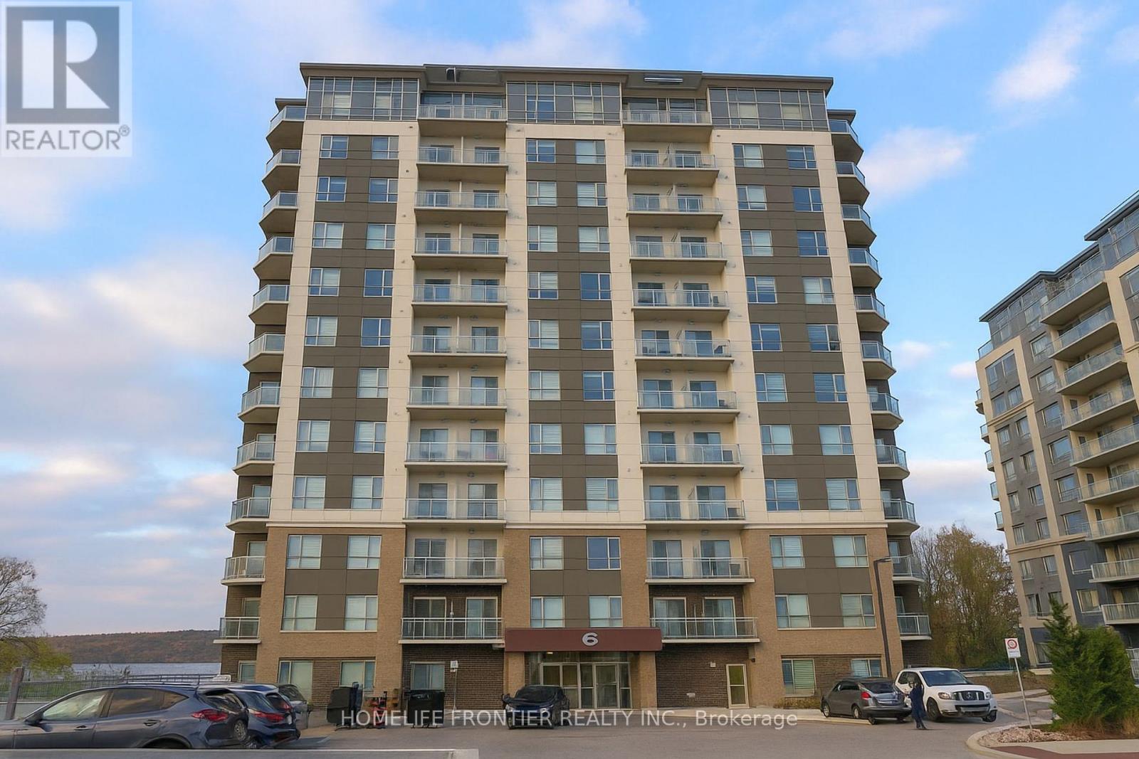 906 - 56 Lakeside Terrace, Barrie (Little Lake), Ontario  L4M 0L4 - Photo 3 - S12505486