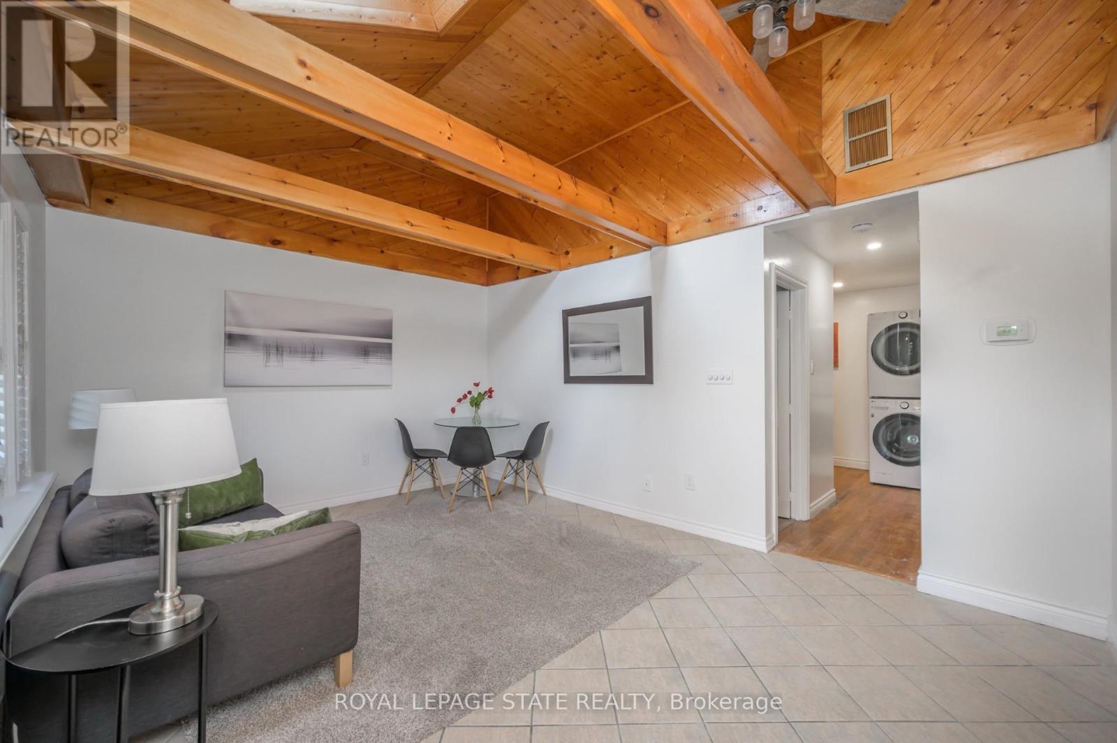 1 - 100 Munn Street, Hamilton, Ontario  L8V 1K3 - Photo 4 - X12505284