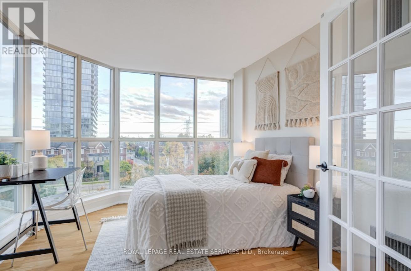 536 - 22 Southport Street, Toronto, Ontario  M6S 4Y9 - Photo 15 - W12505494