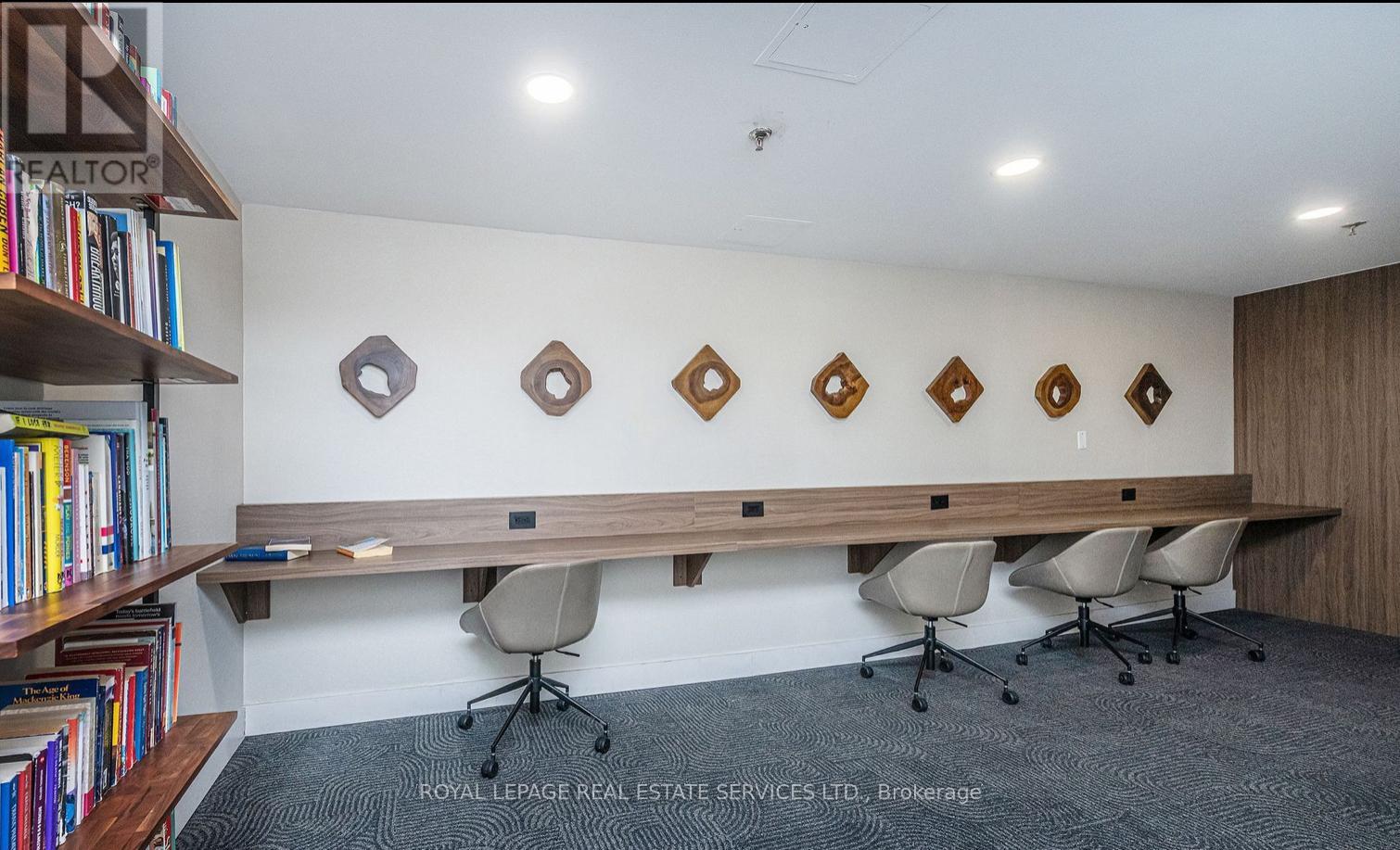 536 - 22 Southport Street, Toronto, Ontario  M6S 4Y9 - Photo 25 - W12505494