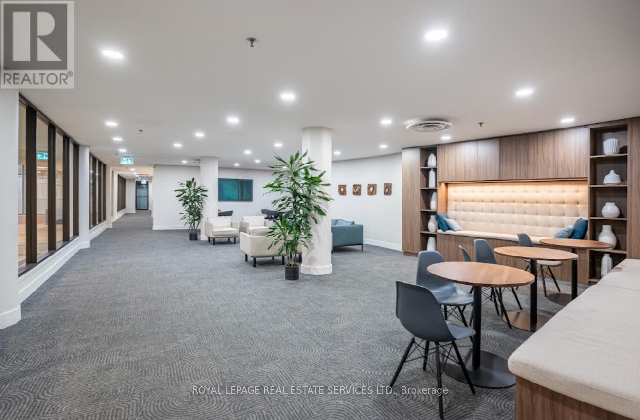 536 - 22 Southport Street, Toronto, Ontario  M6S 4Y9 - Photo 29 - W12505494