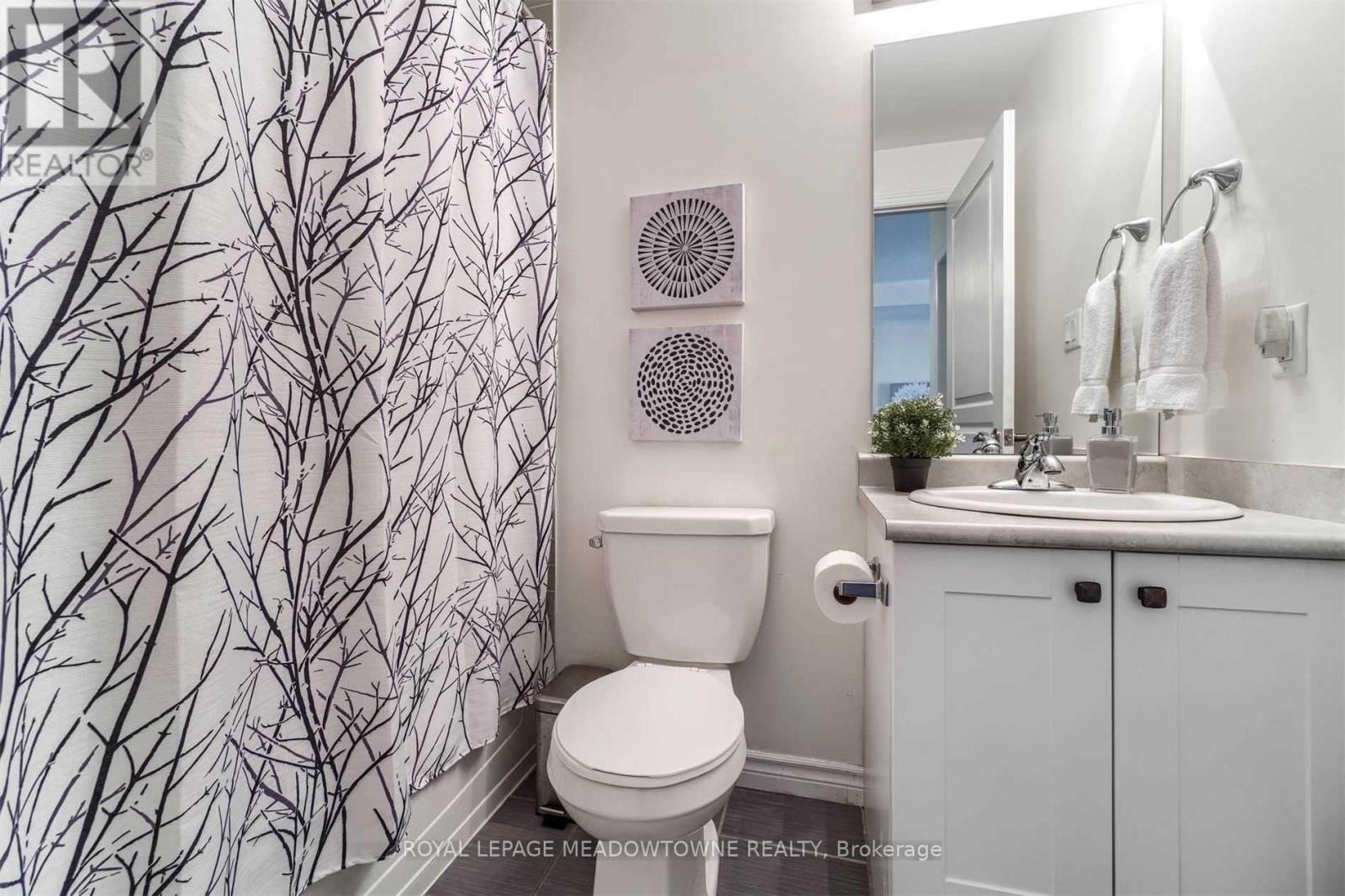 324 - 570 Lolita Gardens, Mississauga, Ontario  L5A 0A1 - Photo 20 - W12505498