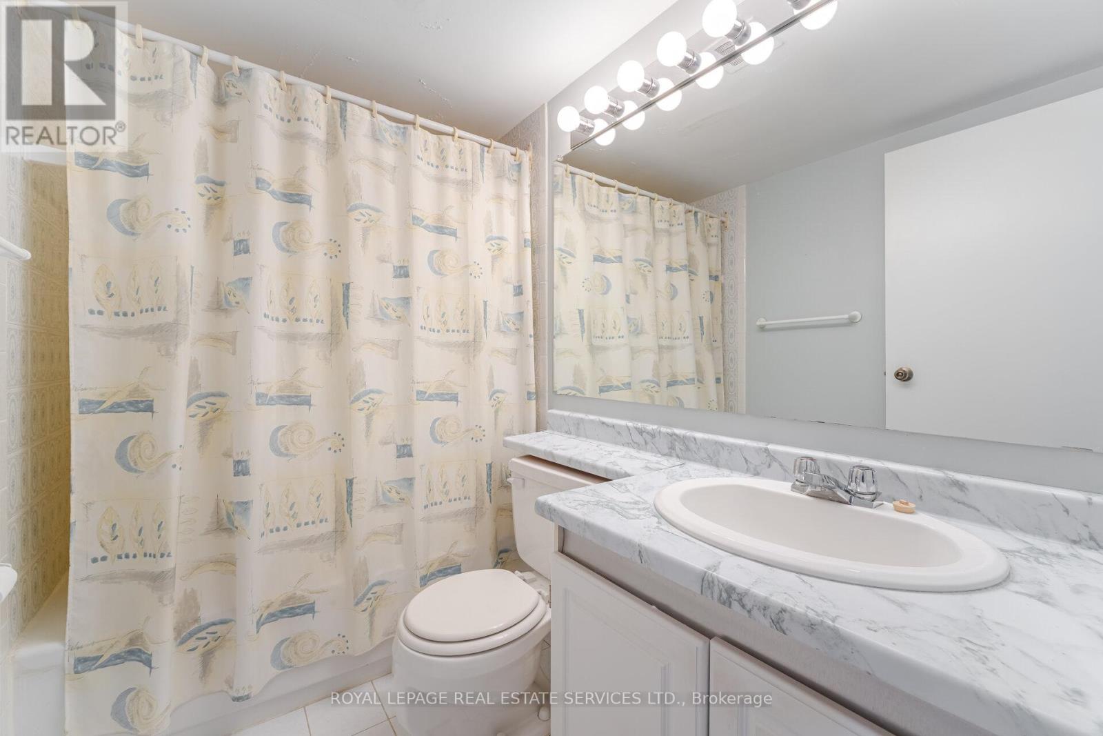 102 - 3950 Kaneff Crescent, Mississauga, Ontario  L5A 3X3 - Photo 24 - W12505530