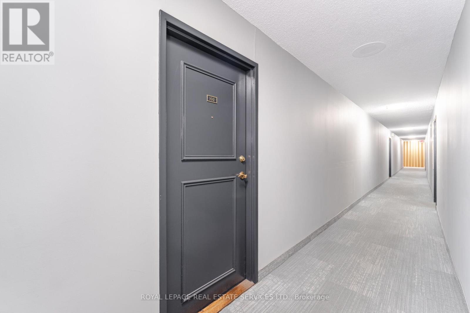 102 - 3950 Kaneff Crescent, Mississauga, Ontario  L5A 3X3 - Photo 4 - W12505530