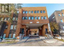 57 - 68 WINSTON PARK BOULEVARD, Toronto, Ontario