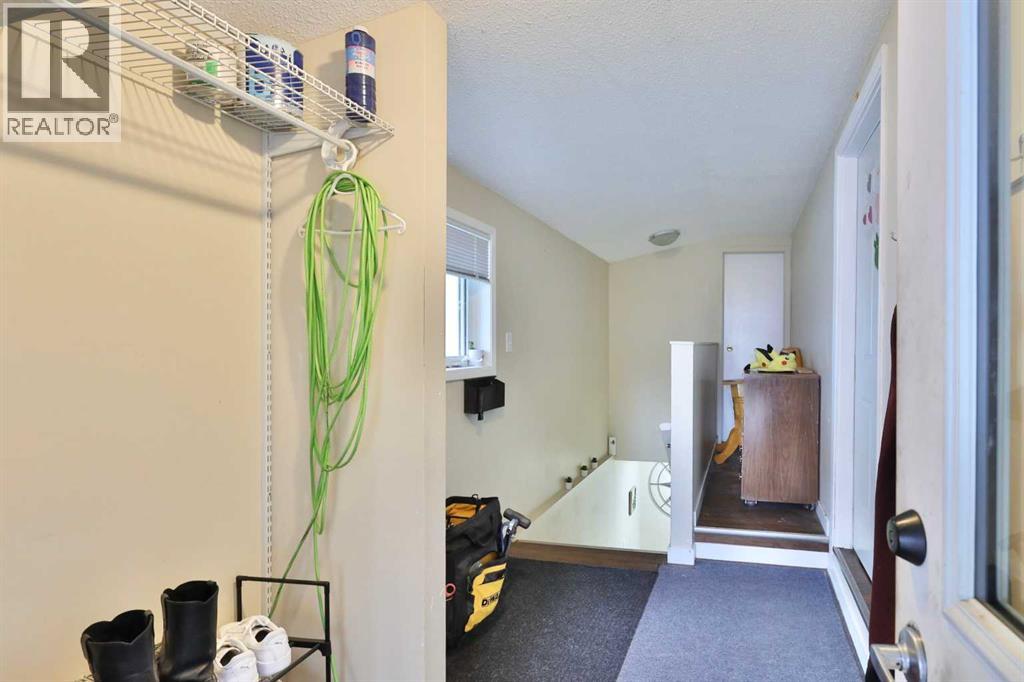 5611 53 Avenue, Camrose, Alberta  T4V 4P7 - Photo 24 - A2266378