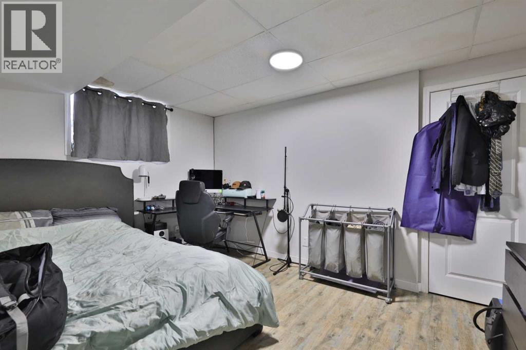 5611 53 Avenue, Camrose, Alberta  T4V 4P7 - Photo 44 - A2266378