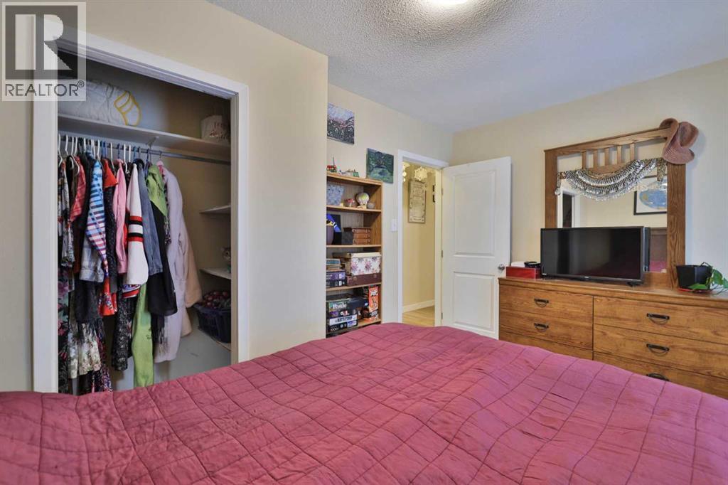 5611 53 Avenue, Camrose, Alberta  T4V 4P7 - Photo 20 - A2266378