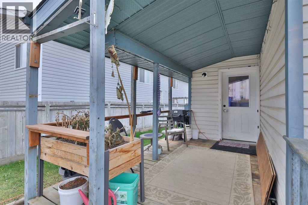 5611 53 Avenue, Camrose, Alberta  T4V 4P7 - Photo 45 - A2266378