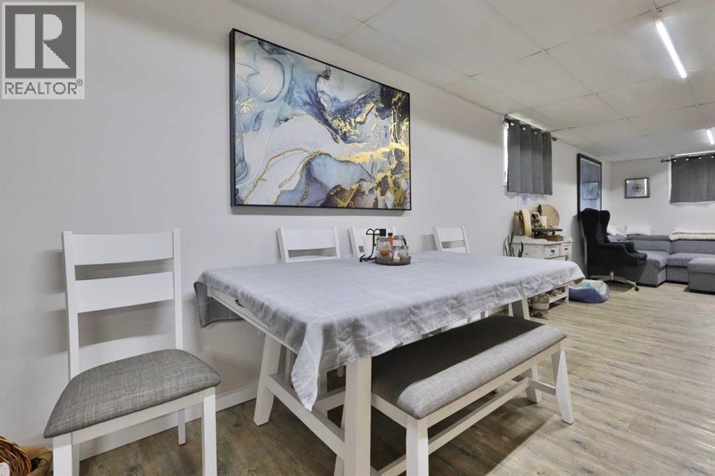 5611 53 Avenue, Camrose, Alberta  T4V 4P7 - Photo 37 - A2266378