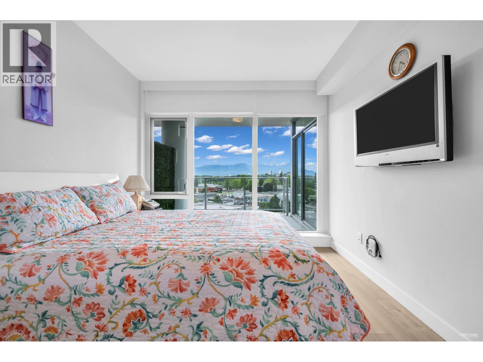 1207 1788 Gilmore Avenue, Burnaby, British Columbia  V5C 0L5 - Photo 15 - R3064235