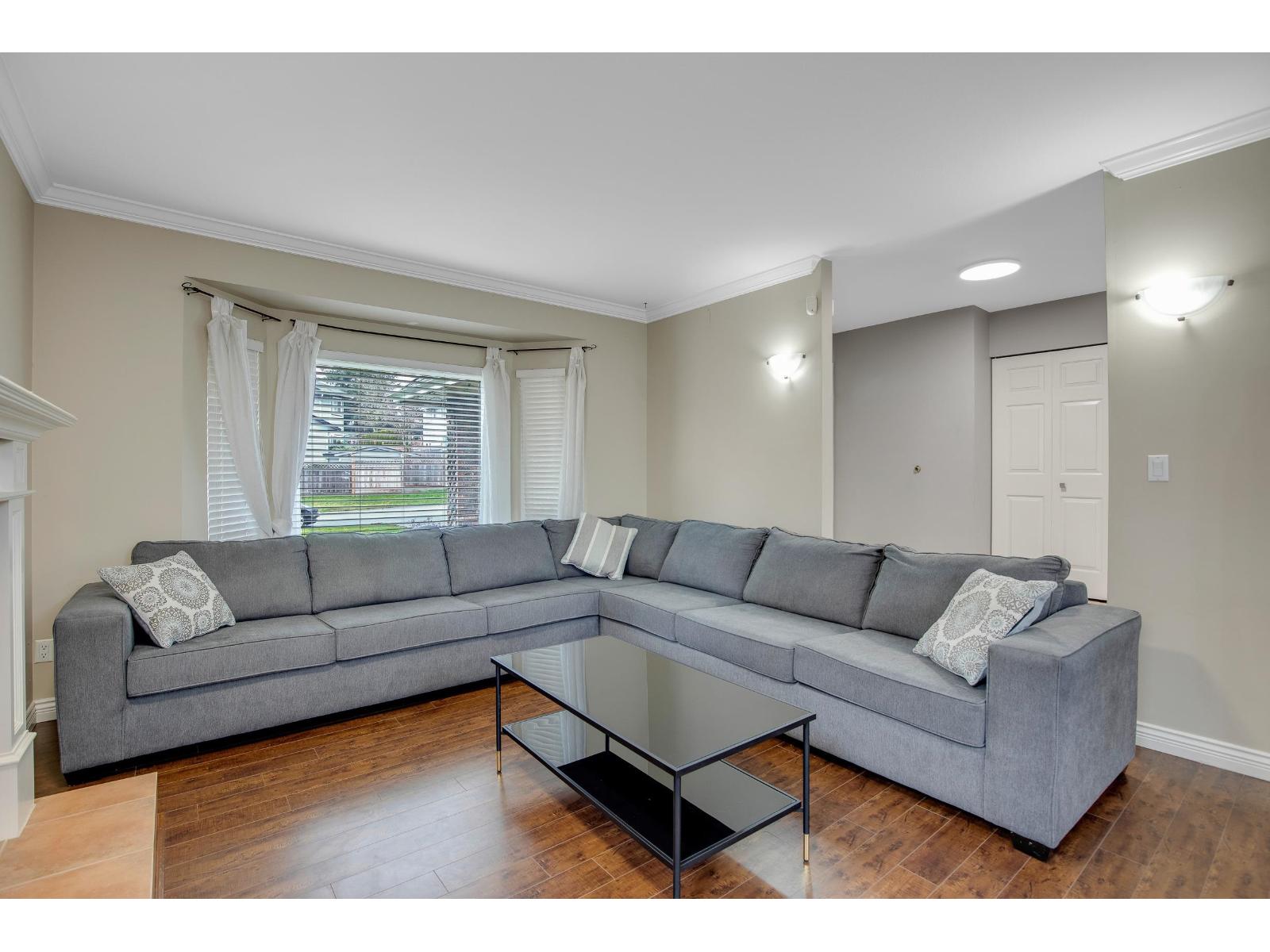 6960 143a Street, Surrey, British Columbia  V3W 0E3 - Photo 5 - R3051049