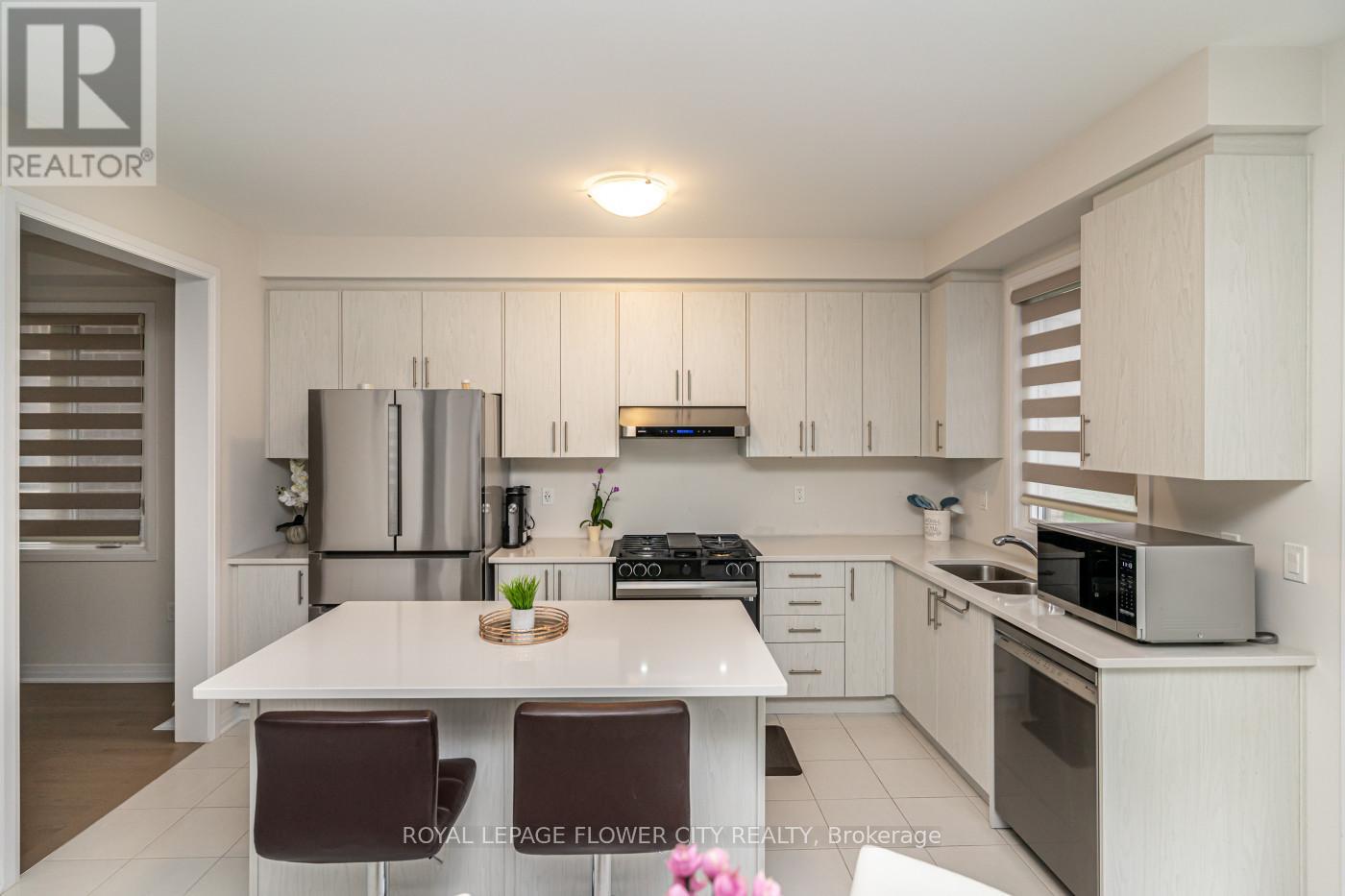 35 Player Drive, Erin, Ontario  N0B 1T0 - Photo 13 - X12505516