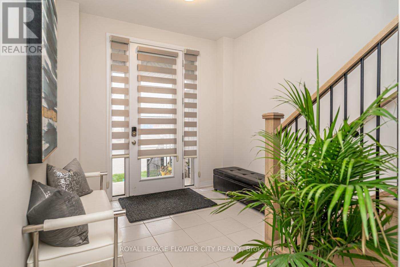 35 Player Drive, Erin, Ontario  N0B 1T0 - Photo 7 - X12505516