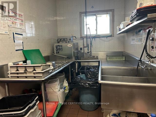 44 Macdonell Street, Guelph, Ontario  N1H 2Z3 - Photo 17 - X12505522