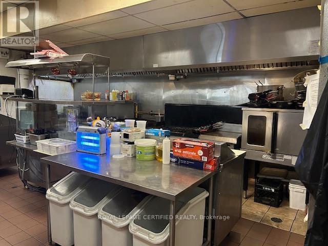 44 Macdonell Street, Guelph, Ontario  N1H 2Z3 - Photo 5 - X12505522