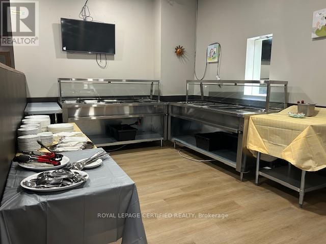 44 Macdonell Street, Guelph, Ontario  N1H 2Z3 - Photo 9 - X12505522